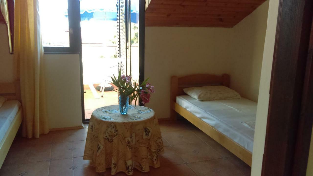 Knaffl Apartment Krk Town Extérieur photo